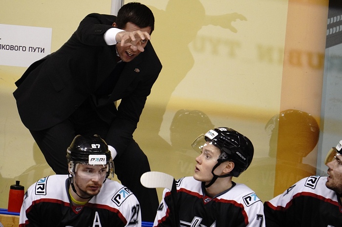 Нападающий тюменского хоккейного клуба «Рубин» Михаил Абрамов: «Нам оставалось гнуть свою линию»