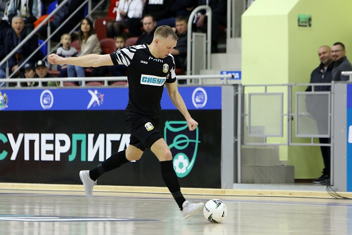 Защитник мини-футбольного клуба «Тюмень» Александр Упалёв: «Я ещё молодой, мне недавно исполнилось 18, так что есть куда расти»