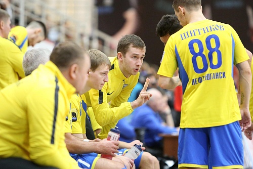 Дома БЛиК перед волжанами поник…