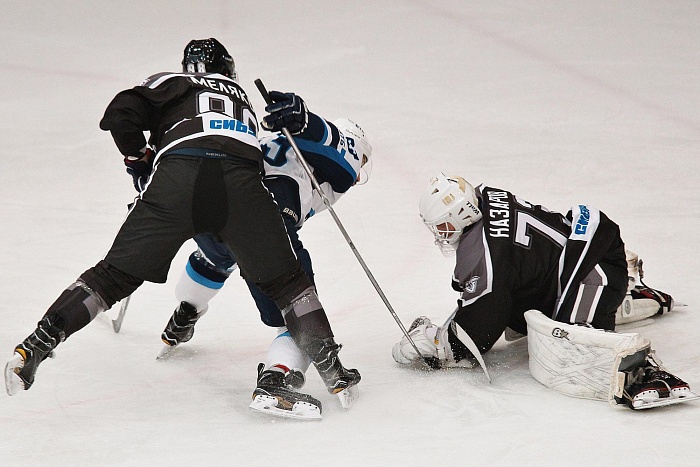 Фото Владимира ОГНЁВА.