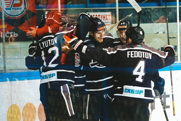 «Рубин» уехал в Пензу, взяв 28 хоккеистов