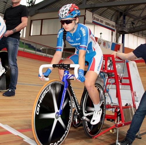 В омниуме конкурировала с опытными соперницами