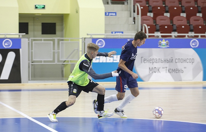 Товарищеский матч по мини-футболу. МФК «Тюмень-дубль» - «Факел-ЯНАО» (Новый Уренгой) — 3:4