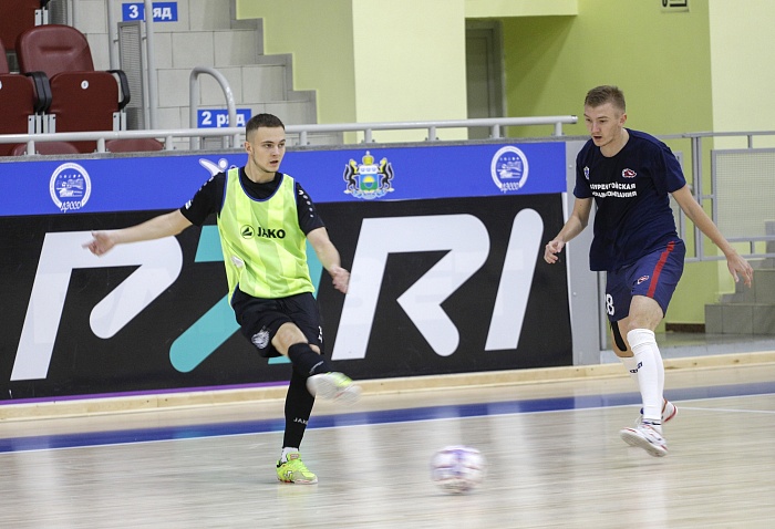 Товарищеский матч по мини-футболу. МФК «Тюмень-дубль» - «Факел-ЯНАО» (Новый Уренгой) — 3:4