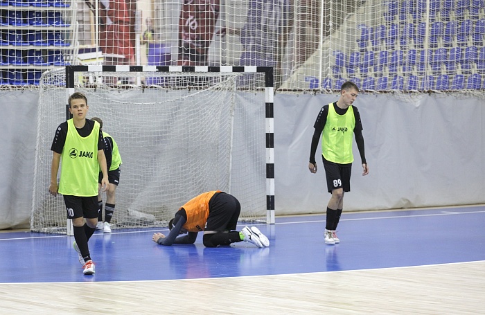 Товарищеский матч по мини-футболу. МФК «Тюмень-дубль» - «Факел-ЯНАО» (Новый Уренгой) — 3:4