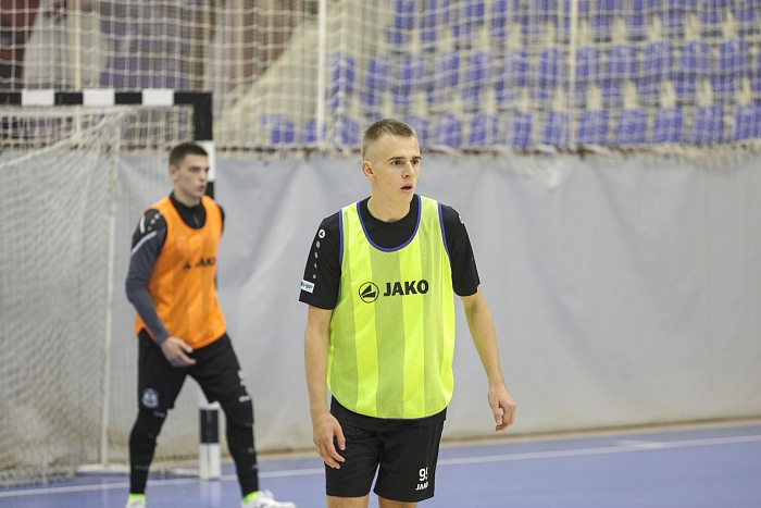 Товарищеский матч по мини-футболу. МФК «Тюмень-дубль» - «Факел-ЯНАО» (Новый Уренгой) — 3:4