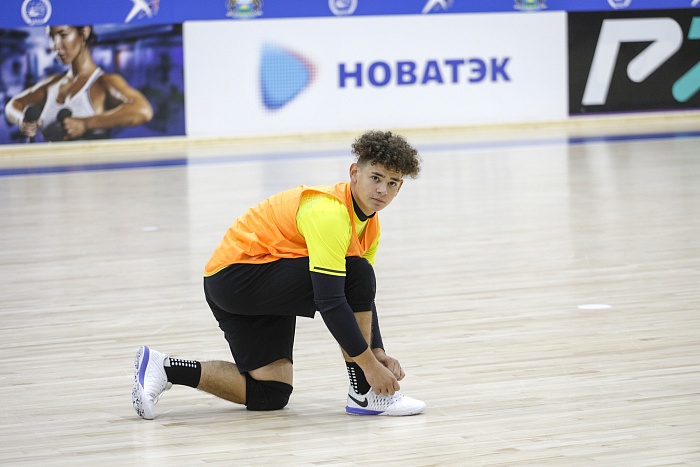 Товарищеский матч по мини-футболу. МФК «Тюмень-дубль» - «Факел-ЯНАО» (Новый Уренгой) — 3:4