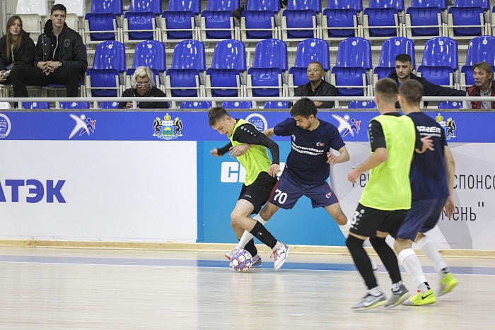 Товарищеский матч по мини-футболу. МФК «Тюмень-дубль» - «Факел-ЯНАО» (Новый Уренгой) — 3:4