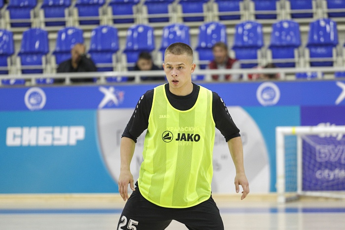 Товарищеский матч по мини-футболу. МФК «Тюмень-дубль» - «Факел-ЯНАО» (Новый Уренгой) — 3:4