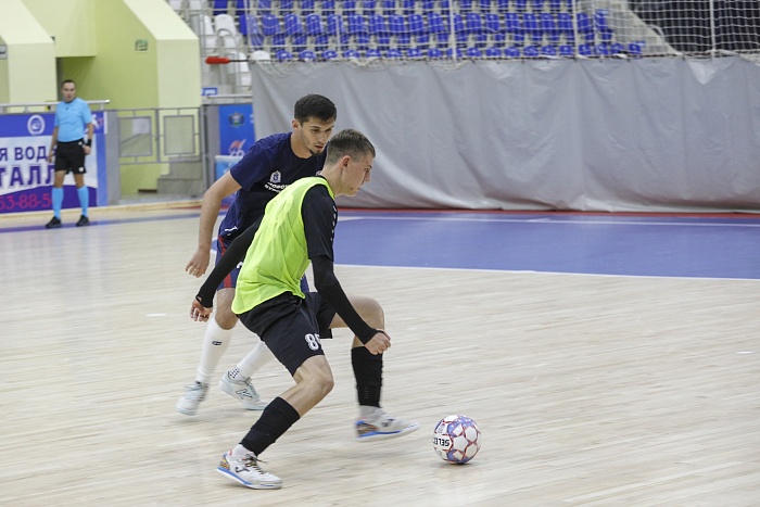 Товарищеский матч по мини-футболу. МФК «Тюмень-дубль» - «Факел-ЯНАО» (Новый Уренгой) — 3:4
