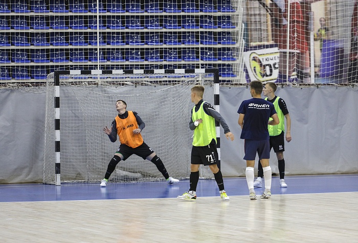 Товарищеский матч по мини-футболу. МФК «Тюмень-дубль» - «Факел-ЯНАО» (Новый Уренгой) — 3:4