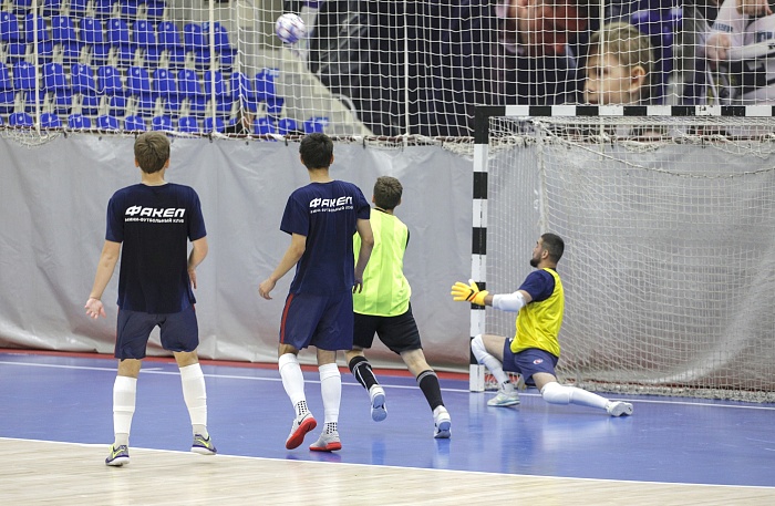 Товарищеский матч по мини-футболу. МФК «Тюмень-дубль» - «Факел-ЯНАО» (Новый Уренгой) — 3:4