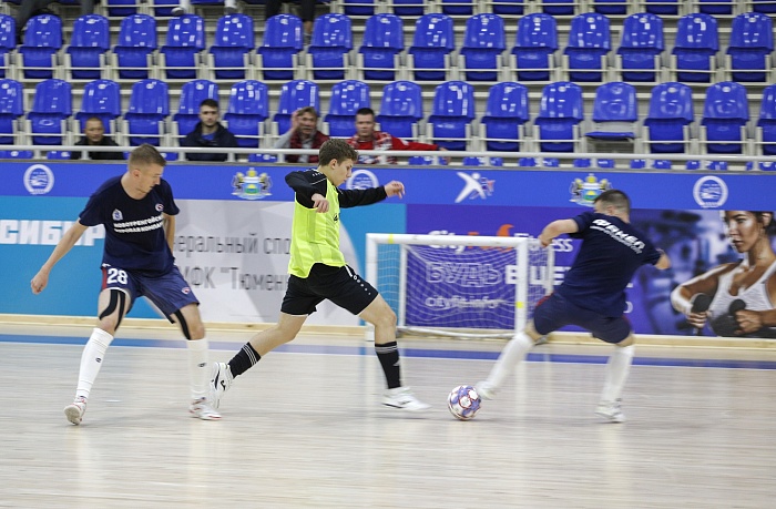 Товарищеский матч по мини-футболу. МФК «Тюмень-дубль» - «Факел-ЯНАО» (Новый Уренгой) — 3:4