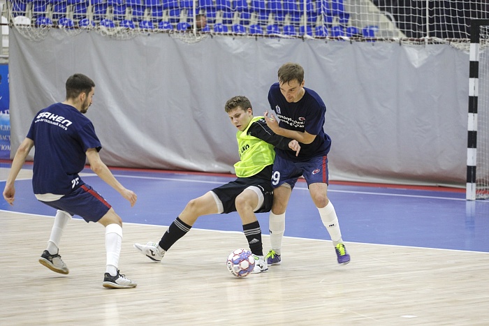 Товарищеский матч по мини-футболу. МФК «Тюмень-дубль» - «Факел-ЯНАО» (Новый Уренгой) — 3:4