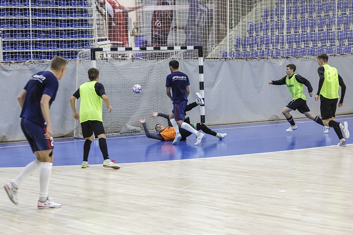 Товарищеский матч по мини-футболу. МФК «Тюмень-дубль» - «Факел-ЯНАО» (Новый Уренгой) — 3:4