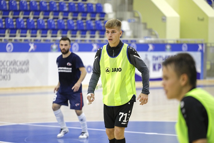 Товарищеский матч по мини-футболу. МФК «Тюмень-дубль» - «Факел-ЯНАО» (Новый Уренгой) — 3:4