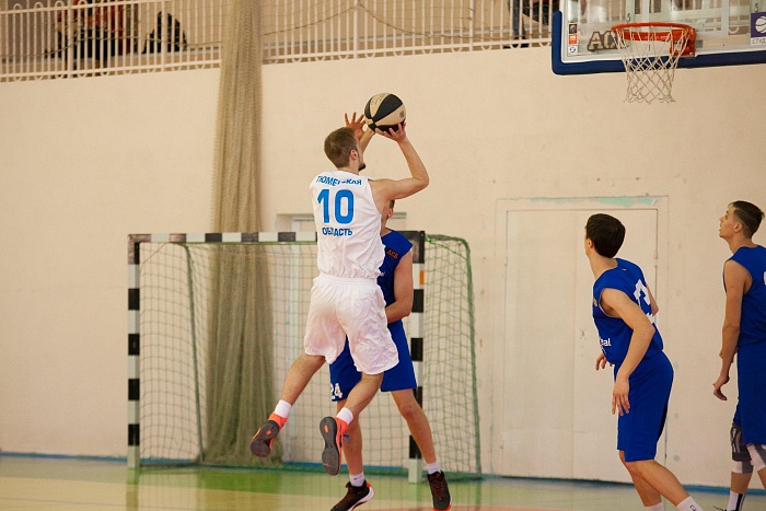 Тюменский «Сбербанк» взял бронзу в Шадринске