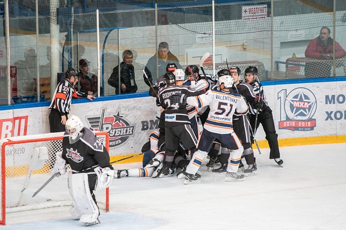 «Рубин» драматично уступил в Орске…(ВИДЕОТРАНСЛЯЦИЯ)