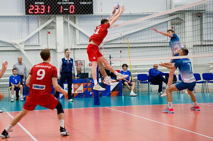 Волейболисты «Тюмени» уступили соперникам из ЦСКА