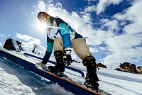 На «Воронинских горках» состязались сноубордисты