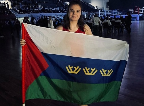 Тоболячка Алина Деточкина завоевала серебряную медаль первенства России по боксу