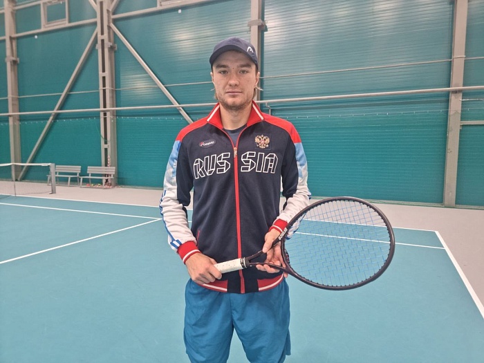 Тренер теннисного центра «Лидер» Вячеслав Юлик: «Наши специалисты работают по международной системе 10s»