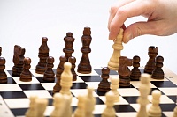 Турнир шахматистов выиграл Карпов