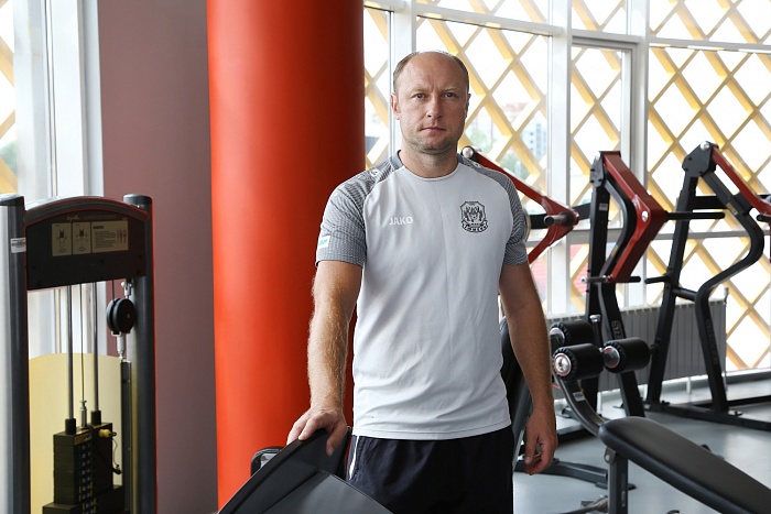 Главный тренер мини-футбольного клуба «Тюмень» Денис Абышев: «Эмоции порой перехлёстывают. Нужно с этим справляться»