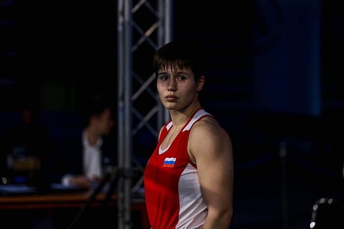 10 претендентов на звание лучшего тюменского спортсмена апреля: вице-чемпионка Европы по боксу Альбина Молдажанова, награды пловца Егора Юрченко, мощный плей-офф от лидера ХК «Рубин» Дениса Давыдова