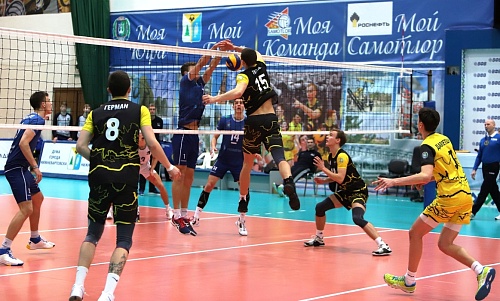 «Университет» сразится за Кубок