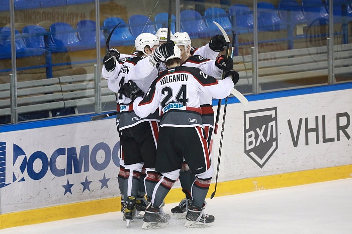 Нападающий Денис Давыдов принёс победу тюменскому хоккейному клубу «Рубин» в серии буллитов