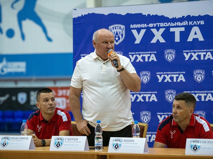 Президент мини-футбольного клуба «Ухта» Виталий Габуев: «Больше жду от Гитты вратарских подвигов, чем подвигов в роли голеадора»