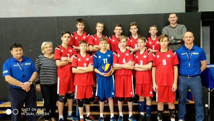 Хозяева обыграли пермскую команду