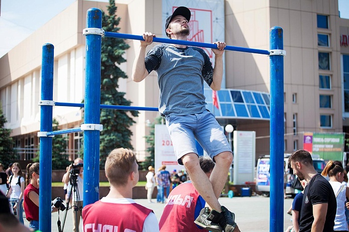 Нижнетавдинские спортсмены демонстрируют силу (ВИДЕО)