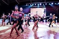 Танцоры «Веры» выиграли жаркие награды в Поднебесной