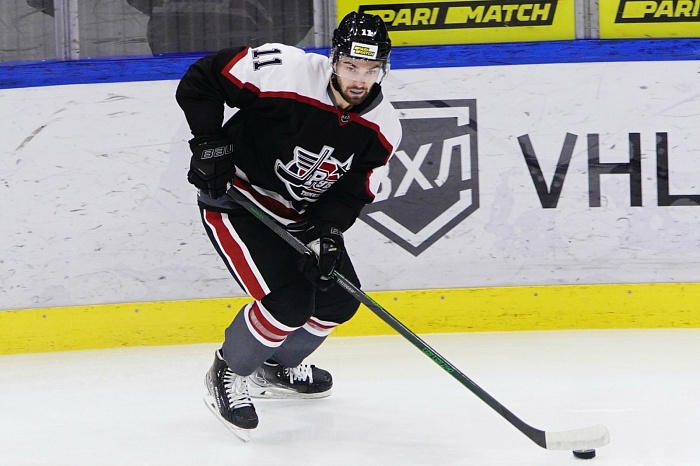 Нападающий ХК «Рубин» Никита Рожков: «Нужно дожимать соперника и выходить в финал»