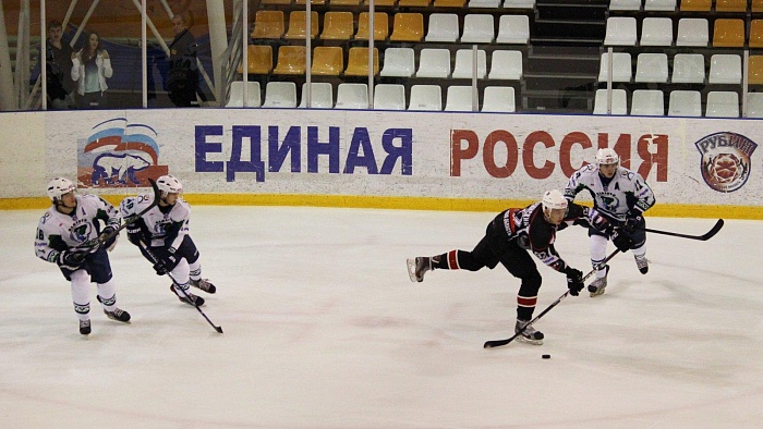 Фото Антона САКЕРИНА