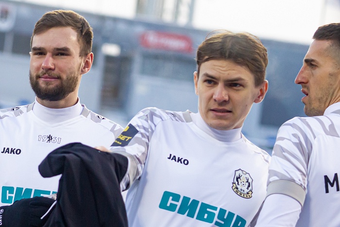 Возвращение домой откладывается: после турецкого сбора команда футбольного клуба «Тюмень» сразу отправится в Москву