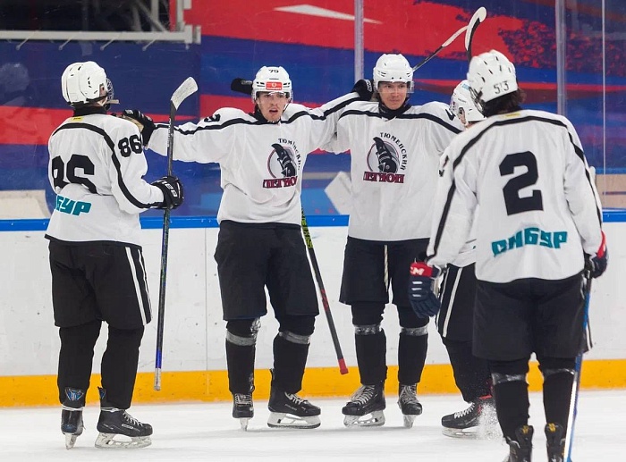Хоккейный клуб «Тюменский Легион» выиграл свой последний матч на турнире в Тольятти