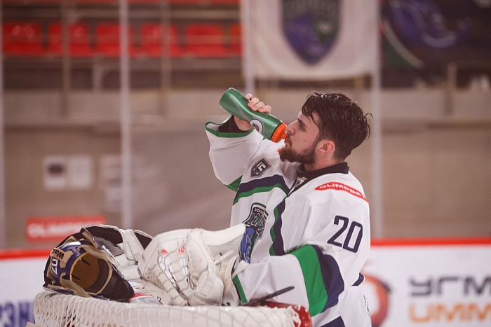 Кирилл Герасимюк из «Югры» стал одноклубником Сергея Бобровского