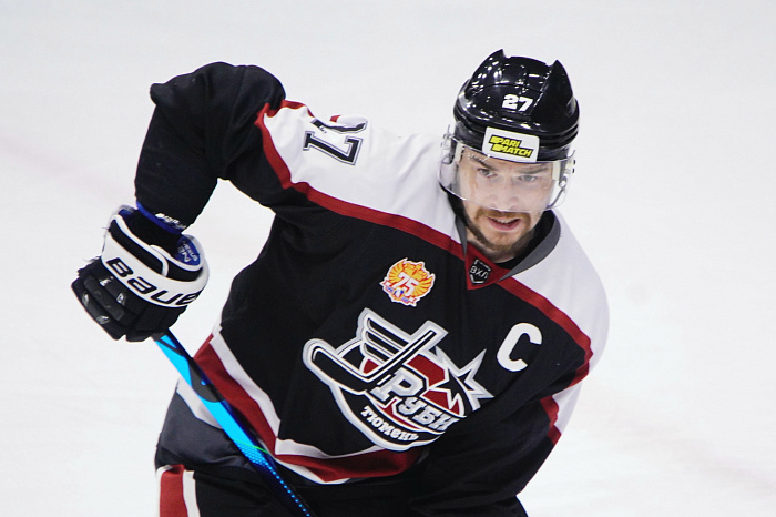 Денис Давыдов: «На жену и машину не жалуются - сами выбирали»