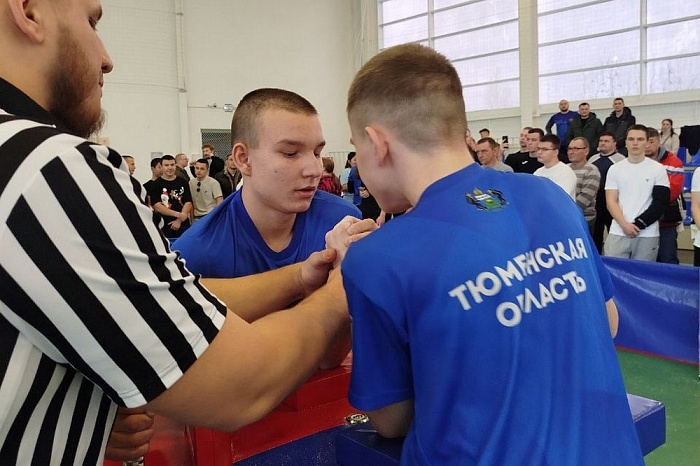 Армрестлеры со всей области соберутся в Ялуторовском районе