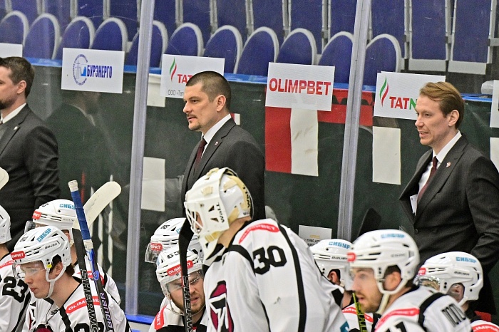 Главный тренер хоккейного клуба «Рубин» Александр Осипов: "Уступили сопернику в желании победить"