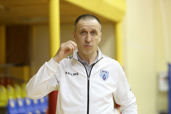 Главная проблема Юниорлиги-18 по мини-футболу: обводить или не обводить, вот в чём вопрос