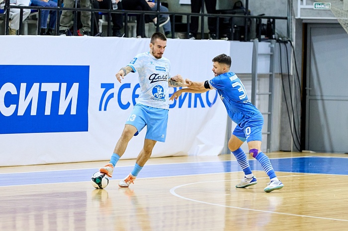Голы экс-тюменцев принесли победы в футзальной Суперлиге