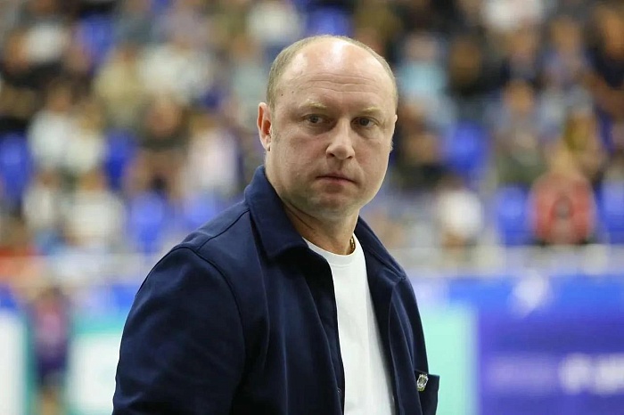 Главный тренер футзального клуба "Тюмень" Денис Абышев: "Как только забивали - сразу же пропускали. Для нас это несвойственно"