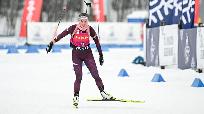 Бронзовый призёр чемпионата России по биатлону  в эстафете Виктория Метеля: «Артём Истомин кричал мне, чтобы я рисковала»