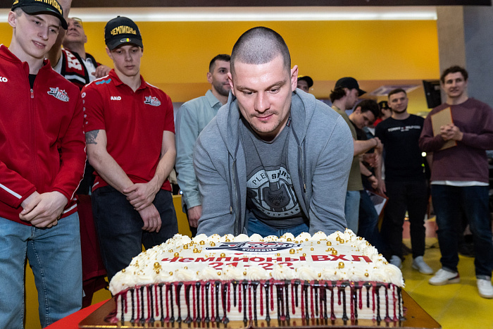 Капитан ХК «Рубин» Александр Осипов: «Когда вернулся из Сочи, дочь сказала, что я самый лучший игрок»