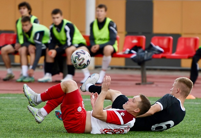 Тюменцы в гостях сразятся с «Триумфом», а тоболяки дома примут «Курган»