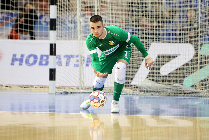 Денис Субботин